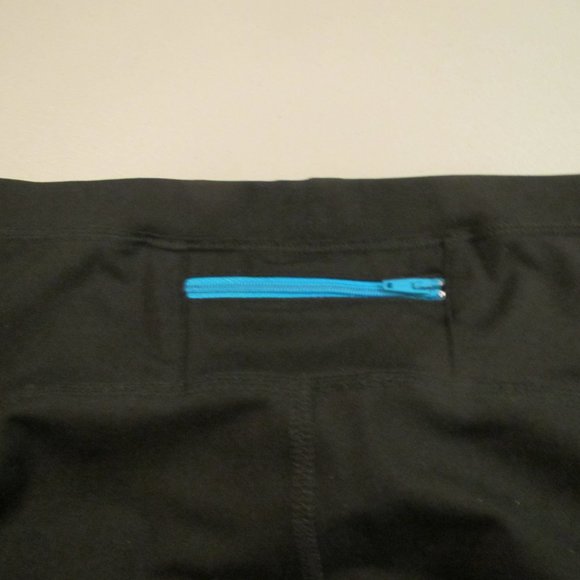 Black Old Navy Running Capris Size Small - Picture 5 of 6